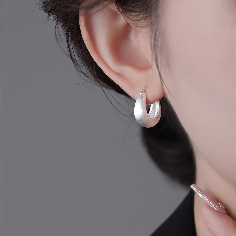 Frosted Vein Circle Earrings Women's Niche Minimalist Vintage Personality Design Elegant Lightweight Minimalist Hoop Jewelry