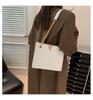 2023 Retro Casual Winter Tote: Large Capacity Solid Color Diamond Lattice Underarm Bag