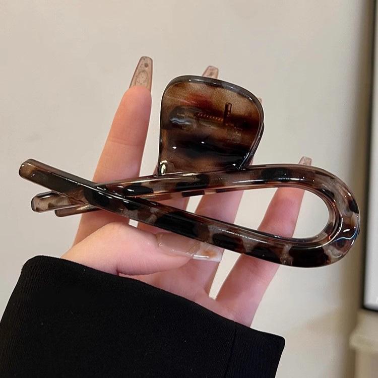 2024 Retro Leopard Print Large Hair Claw Clip for Women
