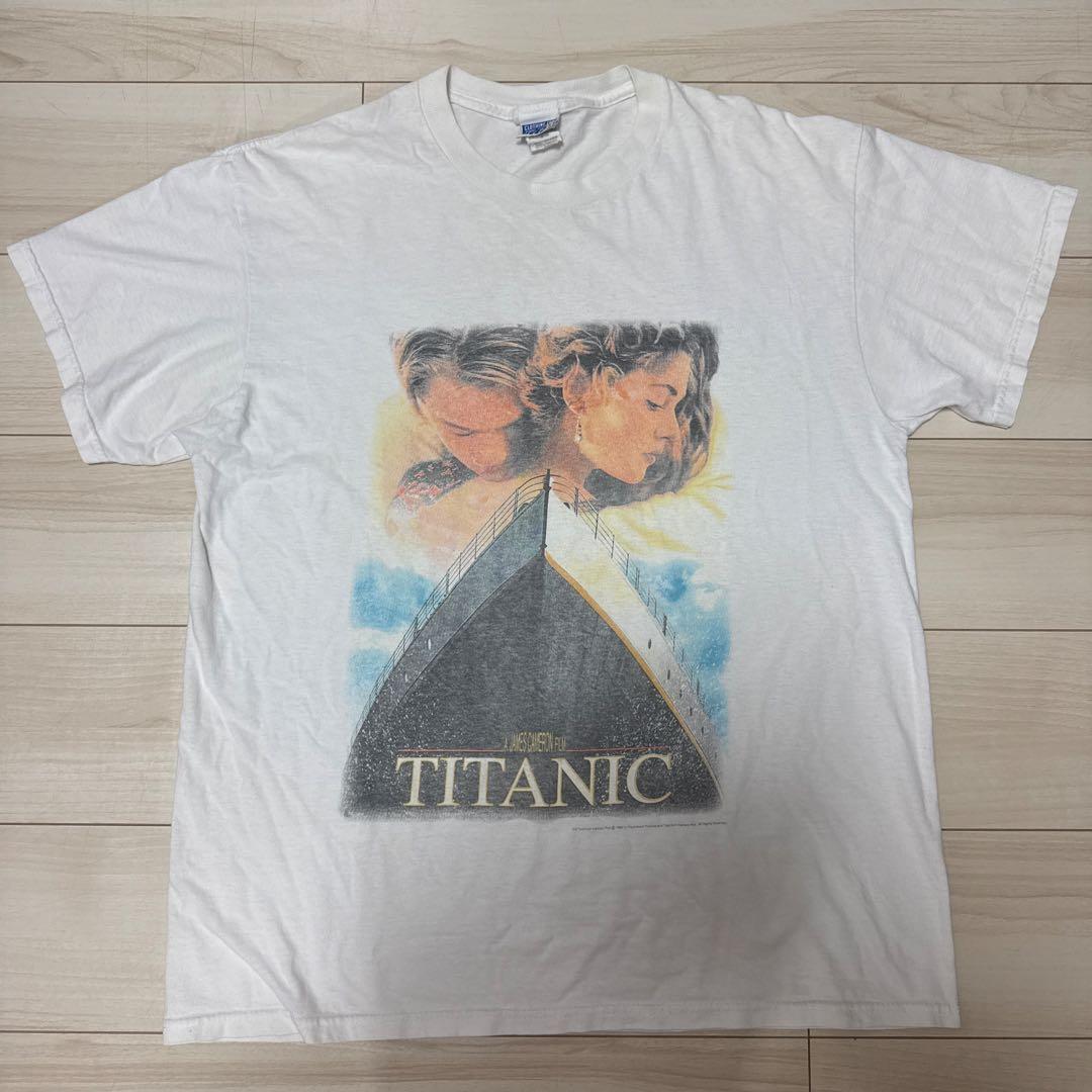 

[USED] TITANIC Titanic 1998 Movie Vintage