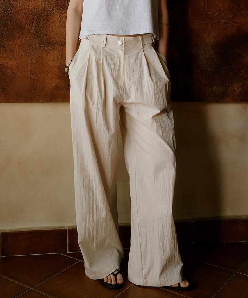 NEEV Side Adjuster Nylon Wide Pants (Cream)