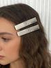 Chanel Strassstein Logo Haarspangen 2 Stück, Elegante Schwarze Spangen, Tägliche Haaraccessoires für Damen, Kosmetik-Accessoires