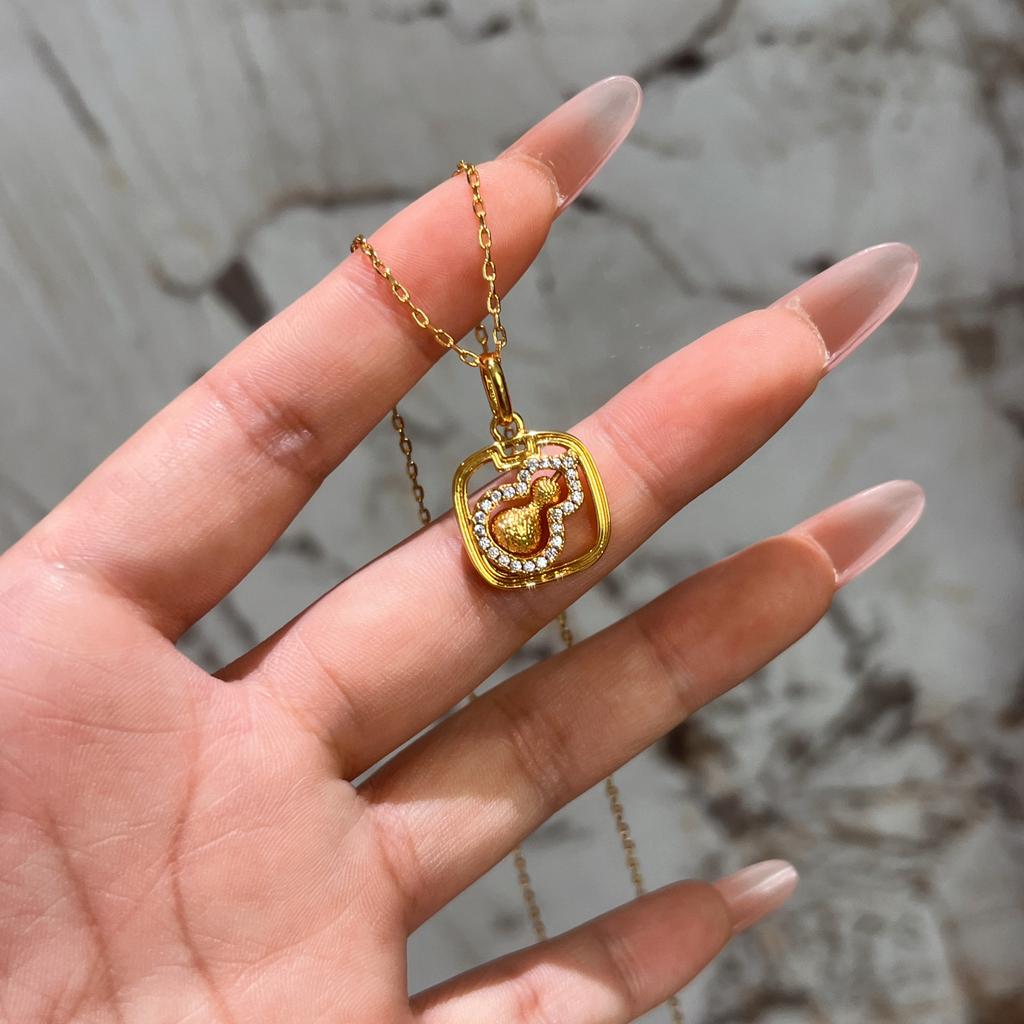 Double-Sided Square Rotating Gourd Necklace Pendant, National Style Light Luxury Design Sense Retro Item Decoration