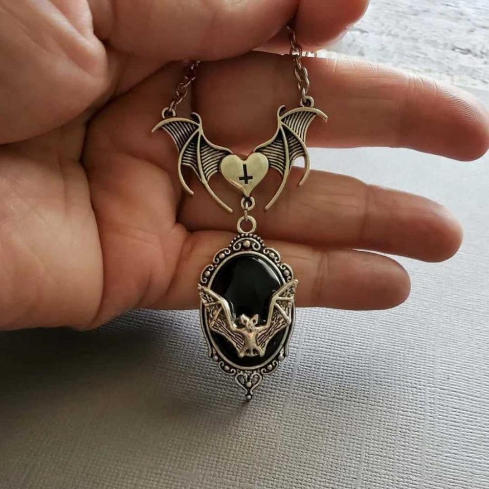 Creatieve Gotische Stijl Vampier Vleermuis Hartvormig Kruis Hanger Ketting voor Vrouwen Mannen Halloween Feest Esthetische Sieraden Accessoire