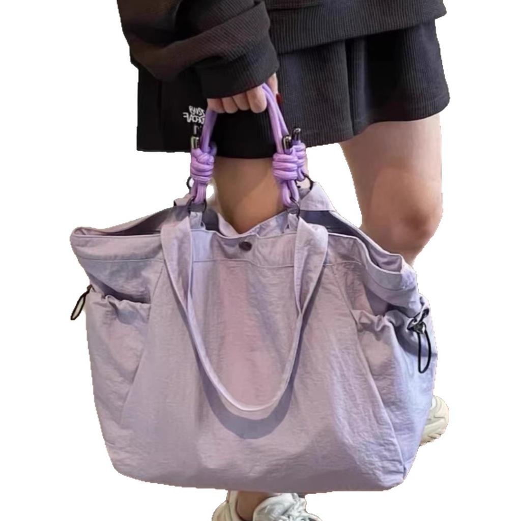 2025 new travel tote bag women's lightweight nylon leisure sports bag large capacity shoulder portable versatile bag
