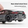 Model samochodu ze stopu BMW M8 w skali 1/32, Dźwięk i światło, Akcja sprężynowa, Zabawka do pokoju zabaw dla dzieci i przedmiot kolekcjonerski