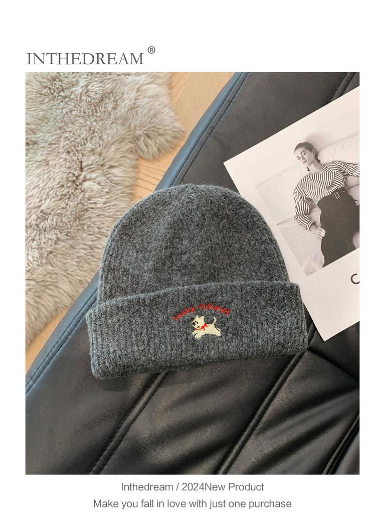 Cute puppy embroidered knitted hat female 2025 season wool hat showing small face big head circumference cold hat white
