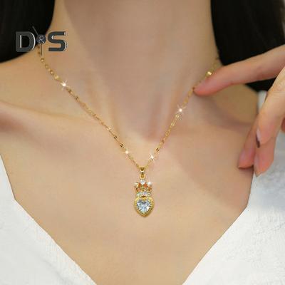 Women Necklace Rhinestone Heart Crown Pendant Adjustable with Extended Length Hollow Chain Lady Clavicle Necklace Everyday Wear Weddings Parties Neck