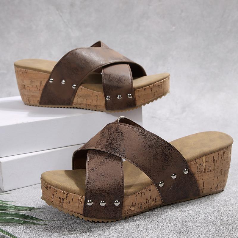 Large-sized Cross-strap Shoes Thick-soled Slippers Women's Open-toe Muffins and Vintage Beach Flip-flops