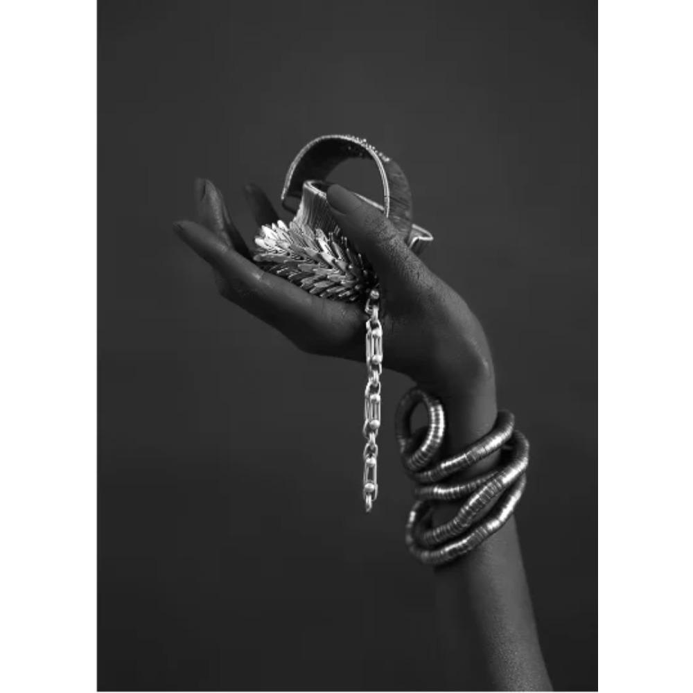 African Women Classic Black Gold Gestures Posters and Prints Female Portraits Canvas Painting Wall Art Pictures for Home Deco