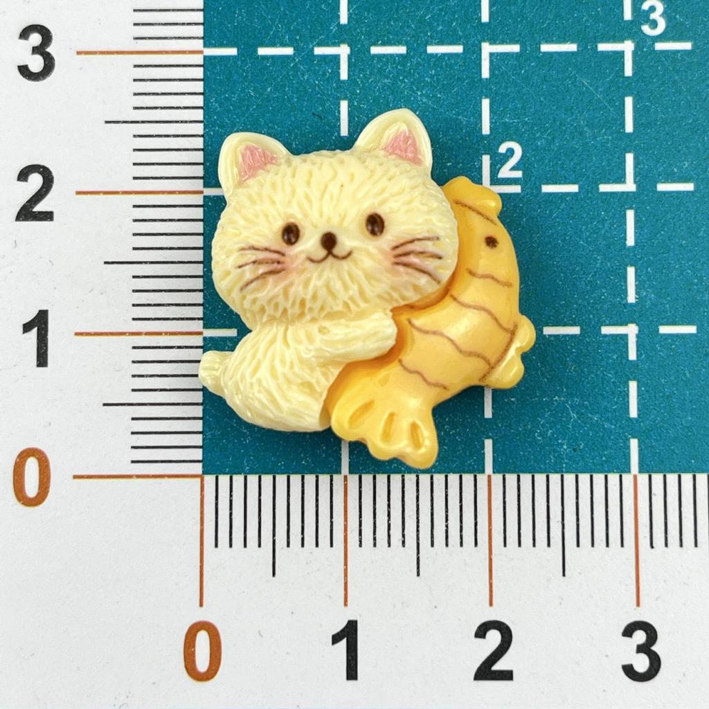 Cartoon Cat Resin DIY Accessories: Hair Clip, Keychain, Phone Case, Magnet, Shoe Buckle, Ornament