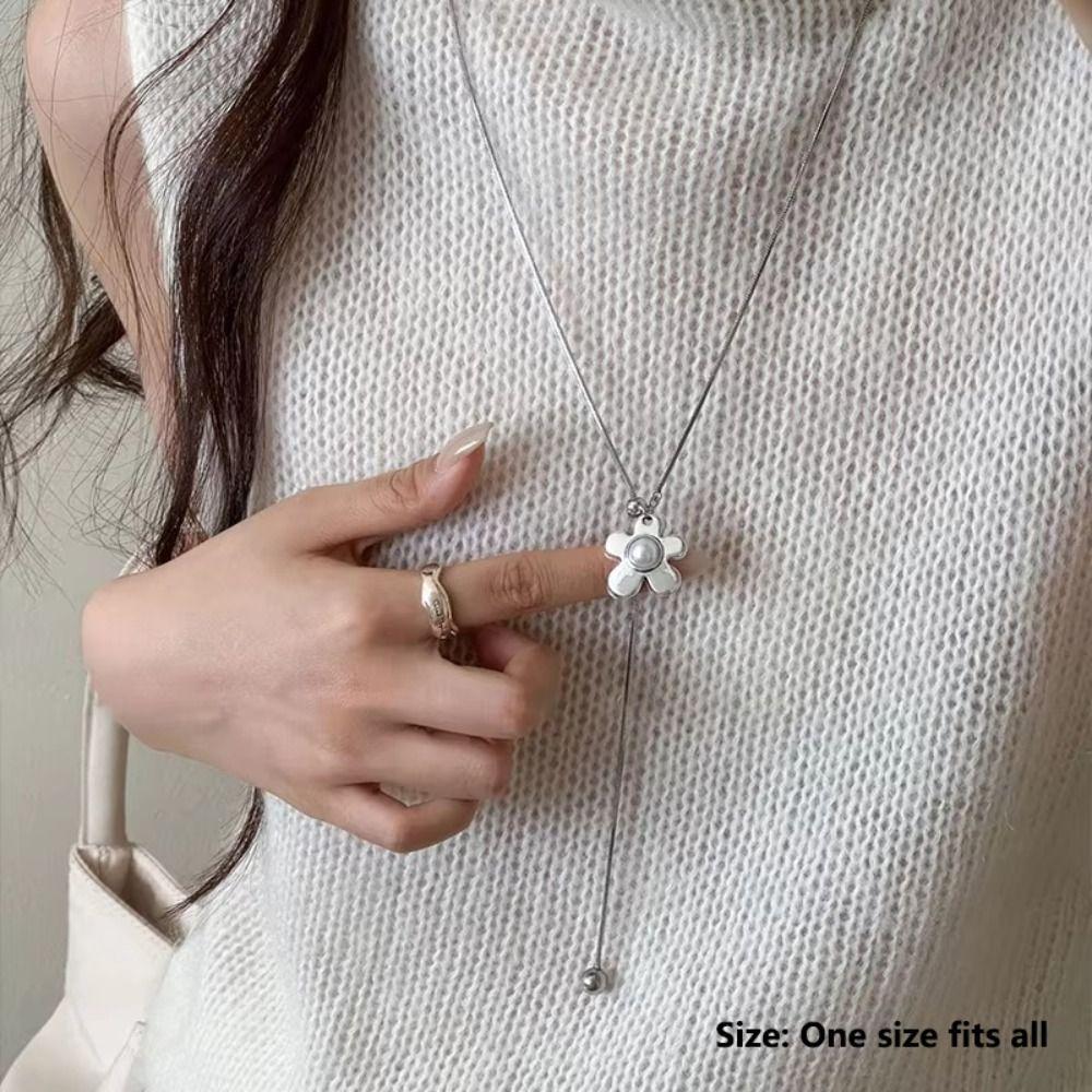 Metal Flower Flower Pendant Necklace Brown Stone Long Sweater Chain For Women