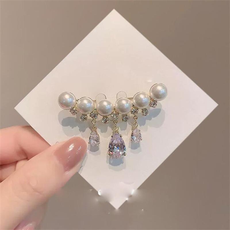 Elegant White Imitation Pearl Brooches For Women Gold Color Luxury Waterdrop Zircon Tassel Safety Pins Clothes Badges Jewelry