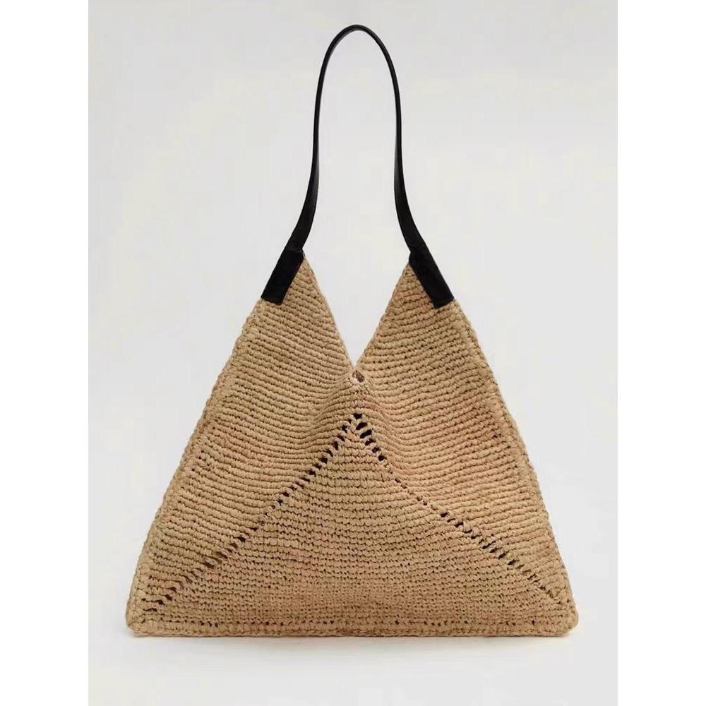 IELGY Straw Bag Shoulder Handbag Woven Seaside Vacation Female Bag