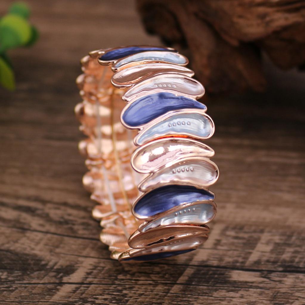 New Color Painted Oil Cashew Flower Elastic Bracelet, Fashionable and High-end Women's Versatile Petal Bracelet