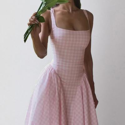 New Summer Products Pure Temperament Plaid Chest Tight High Waist Big Skirt Hem Suspender Dress