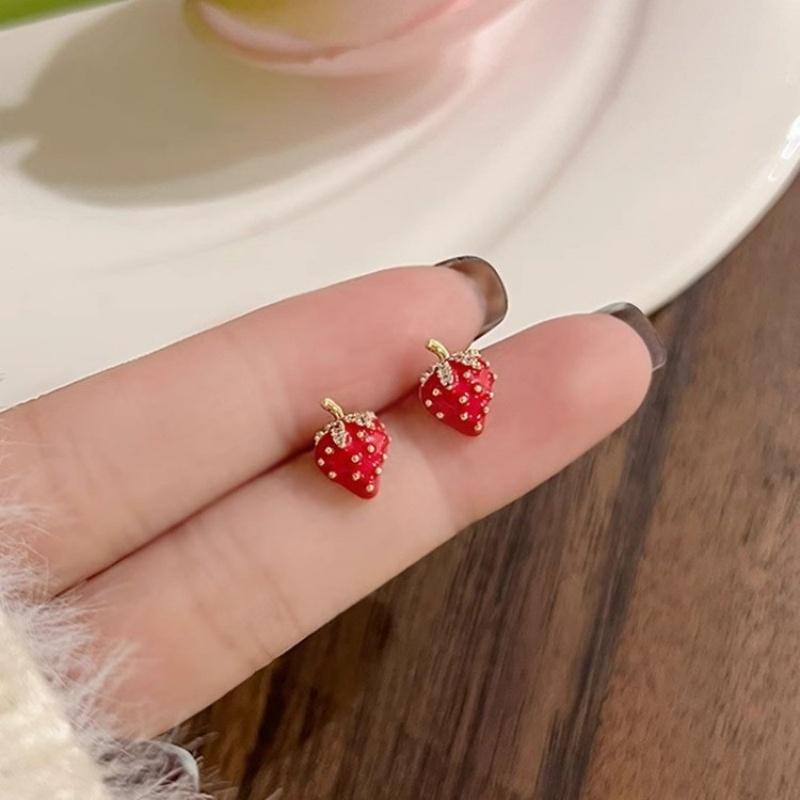 

Sweet Strawberry Stud Earrings for Women Niche Gentle Shiny Rhinestone Earrings Temperament Delicate Party Wedding Ear Jewelry красный