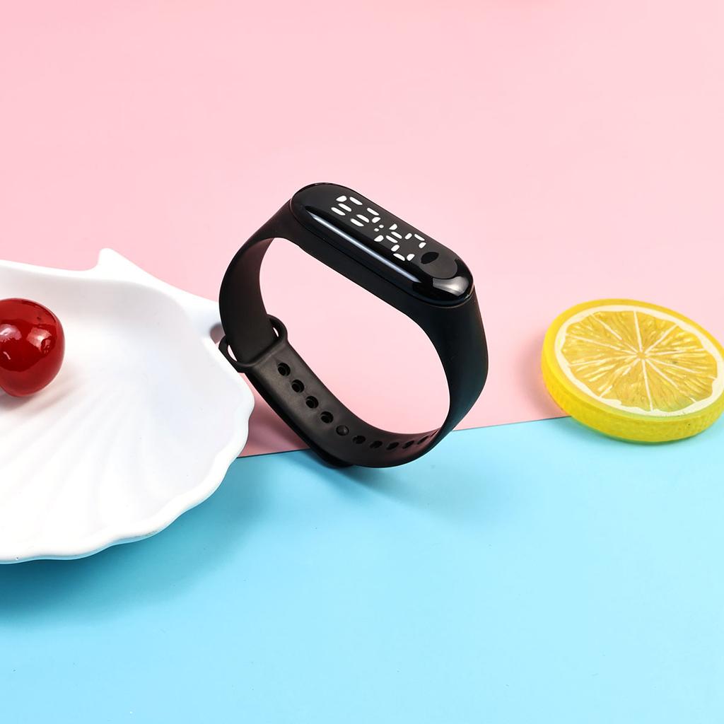 UTHAI CE20 Kids Sport Digital Watch Wristwatch Sports Bracelet Children Men Women Watches Male For A Boy Girls clocks Child Soft