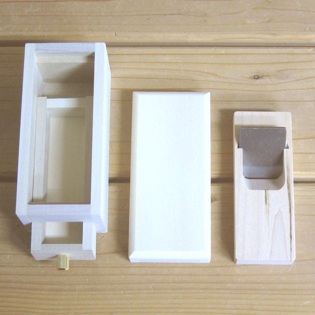 Nagao Bonito Shaver and Bonito Made in Japan Tsubame-Sanjo Box, Mini, 12cm,