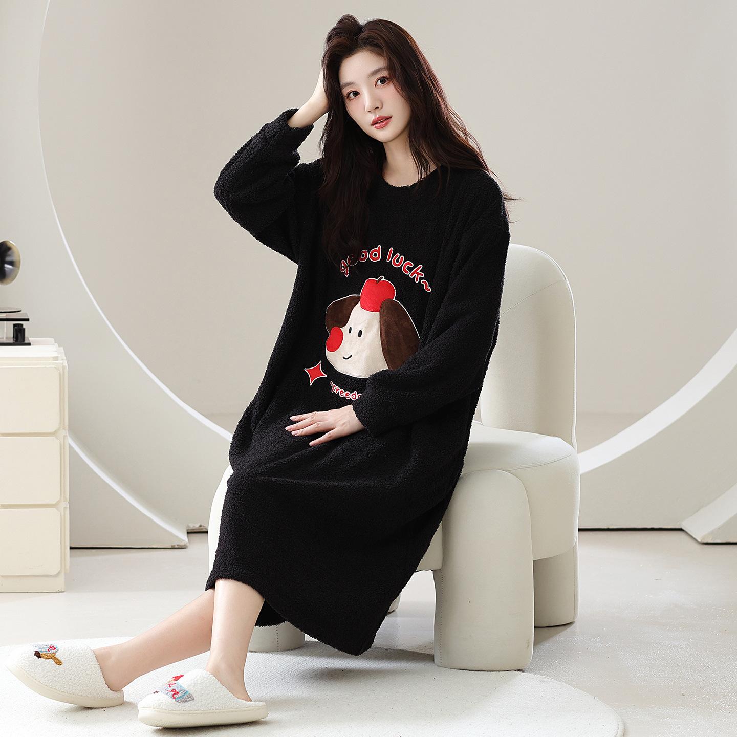 

nightdress women s autumn and winter thickened velvet half-edge velvet round neck cartoon girl s onesie soft loungewear spot Women s xxl