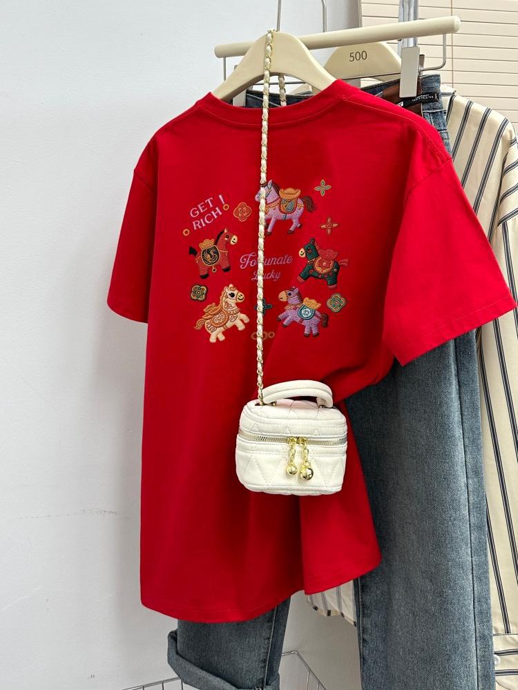 2026 Women's Loose-Fit Wine Red Cotton T-Shirt with Small Horse Print, Plus Size, Short-Sleeve, Year of the Horse Design.