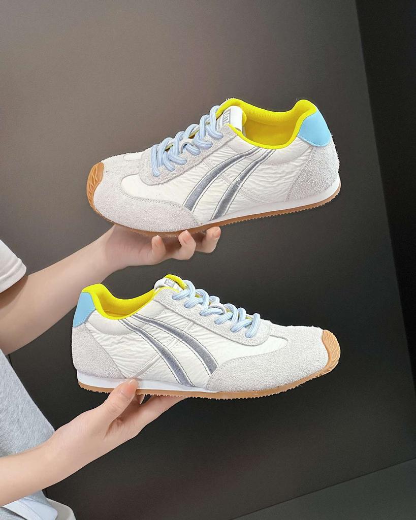 Korean version of genuine leather ugly cute Agam German training shoes women's 2025 spring new super fire niche retro soft sole casual sports shoes