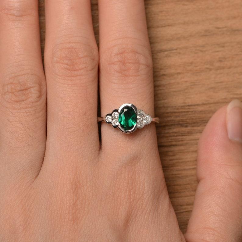 Women's Green Emerald Oval Cut Gemstone Ring 925 Sterling Silver Statemnet May Birthstone Wedding & Anniversary Wear Band