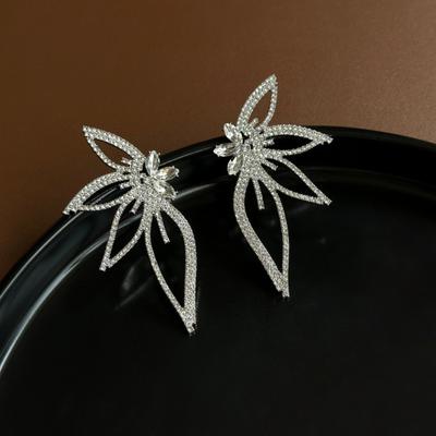 Yousheng 1 Paar Damen Übertriebene Zirkonia Ahornblatt Ohrstecker Statement Luxus Glänzende Ohrringe Modeaccessoires Schmuck Geschenk