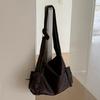 A Large-capacity Tote Bag with A Retro and Laid-back Soft Leather Texture for Commuting, Single-shoulder Crossbody