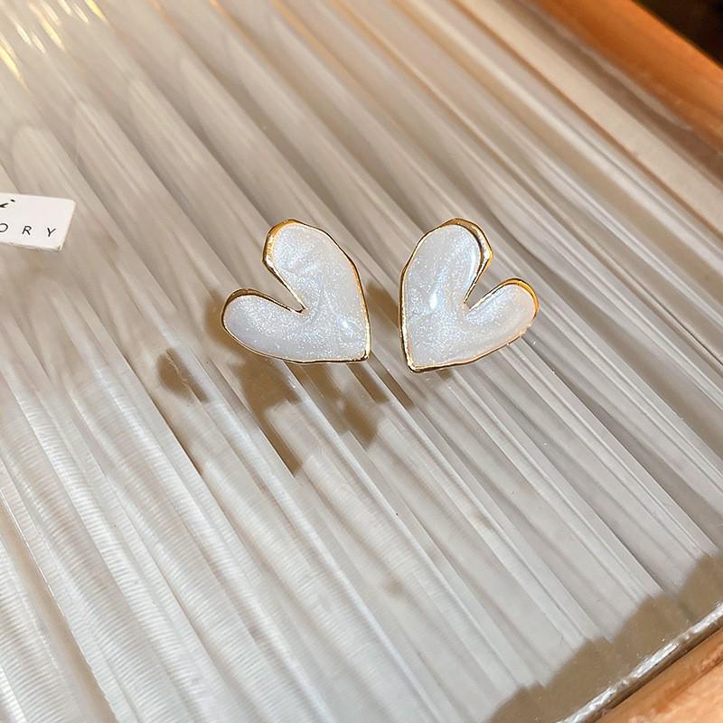 Vintage French-Style Silver Needle Earrings - Women's Elegant Studs with Retro Court Charm