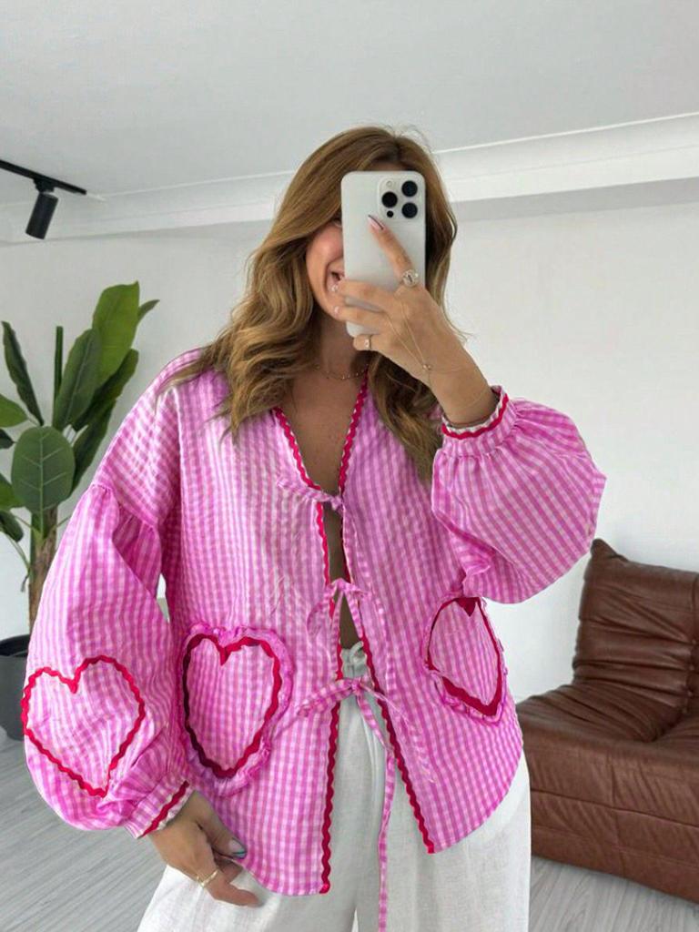 Camicia a Quadri Cuore con Maniche a Lanterna Europee e Patchwork di Pizzo Primavera/Estate 2026