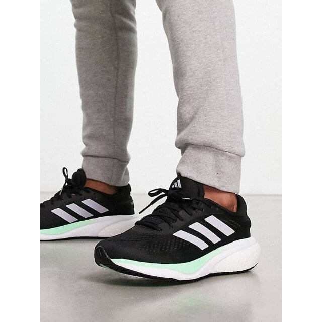 

adidas Running Supernova 2 в черном и серебристом цвете