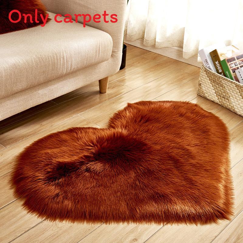 Simple Heartshaped Silk Plush Rug With Soft Texture For Living Room And Bedroom Decor