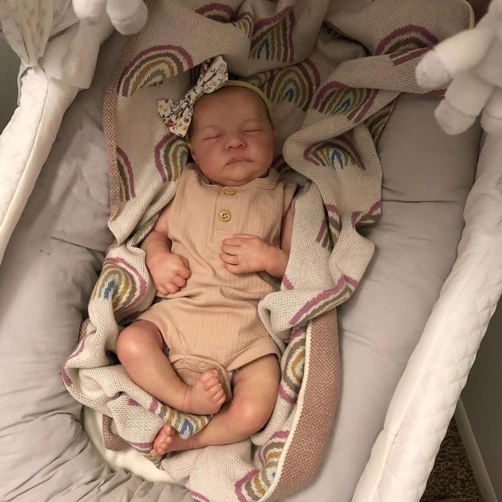 19 Inches Lifelike Reborn Baby Doll Levi with Closed Eyes Soft Cloth Body Sweet Asleep Simulation Doll Handmade 3D High Color Painted Newborn Dolls