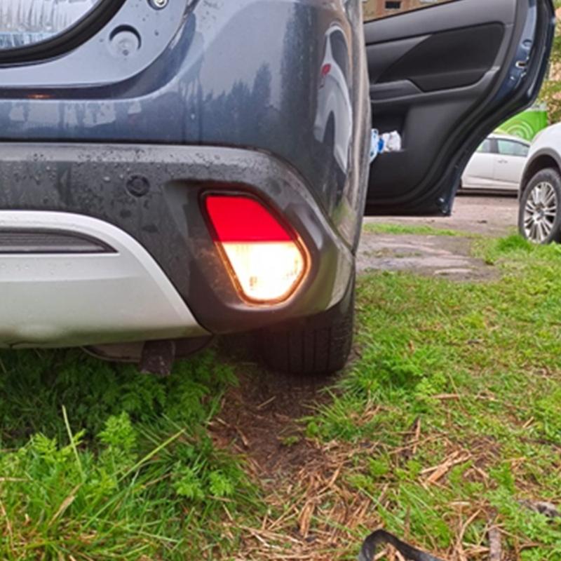 Rear Bumper Reflector Light For Mitsubishi Outlander 2016 2017 2018 With Bulb 8337A137 8337A136 Fog Lamp Car Accessories
