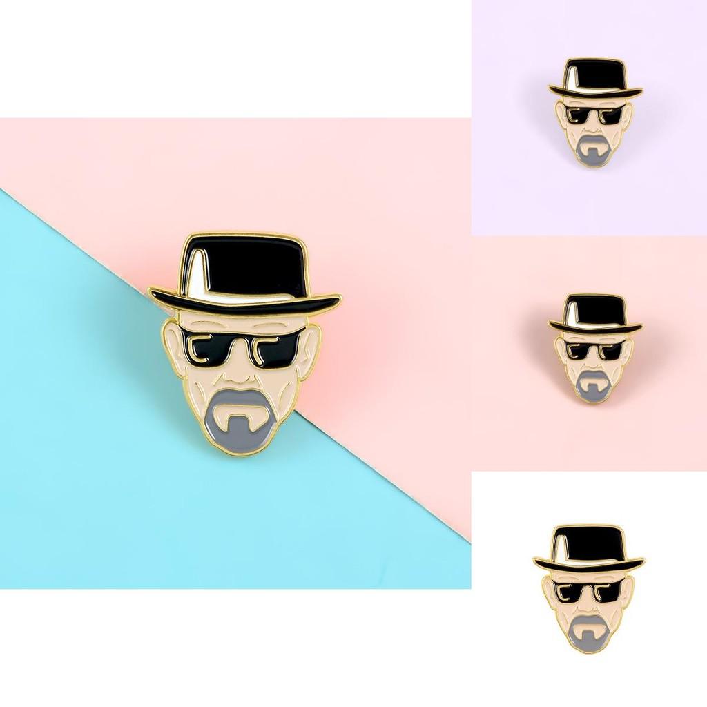 Alloy Badge Creative With U Shape Cartoon Character Design And Enamel Coating For Stylish Outfits