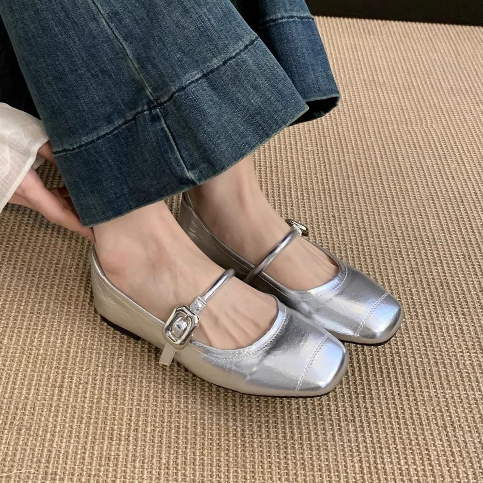 Silver single shoes women's 2025 new spring and autumn retro small leather shoes women's flat-soled soft leather grandma shoes Mary Jane shoes