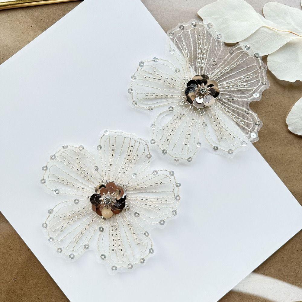2pcs Exquisite 3D Sequin Flower Applique Handmade DIY Crafts Cloth Patch Lace Fabric Cloth Applique Dressmaking