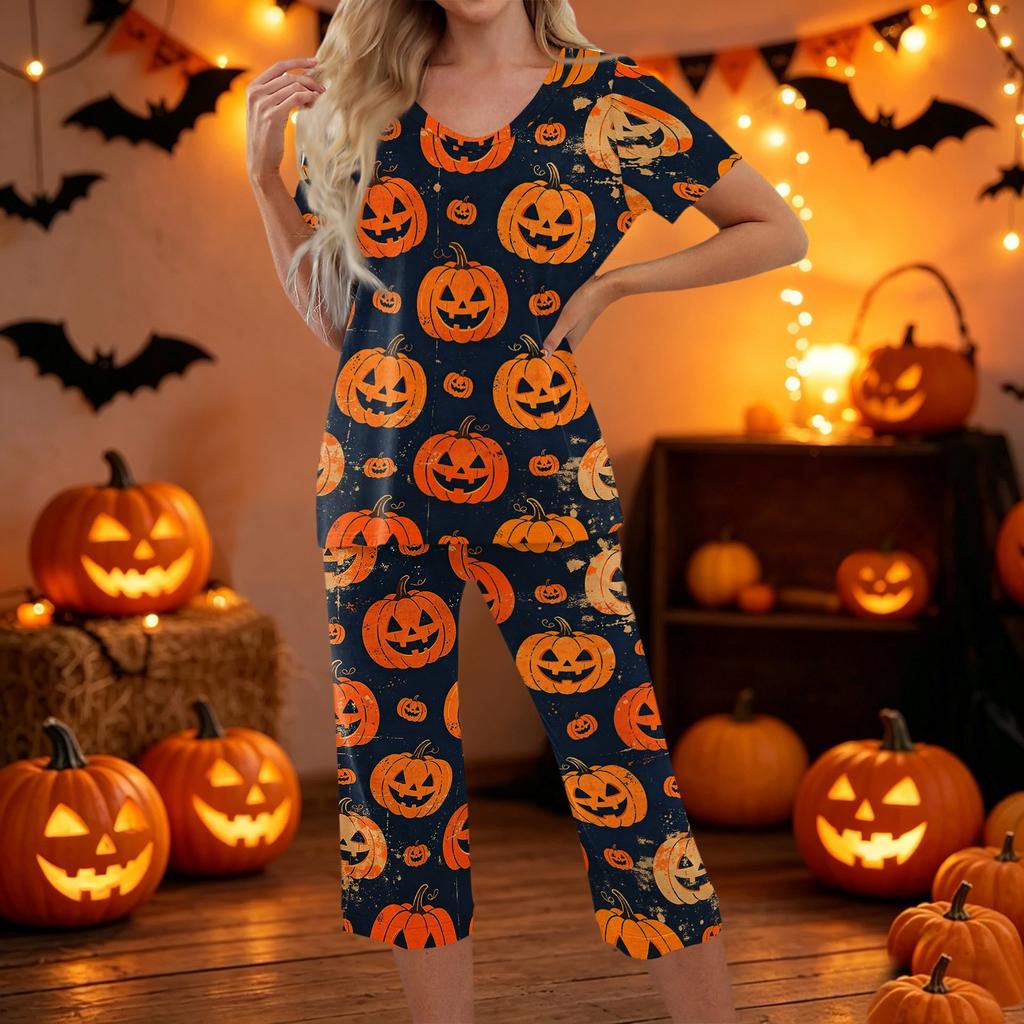 Women Halloween Printed Two Piece Set Short Sleeve Casual Top and Cropped Pants Comfortable Relaxed Fit Outfit