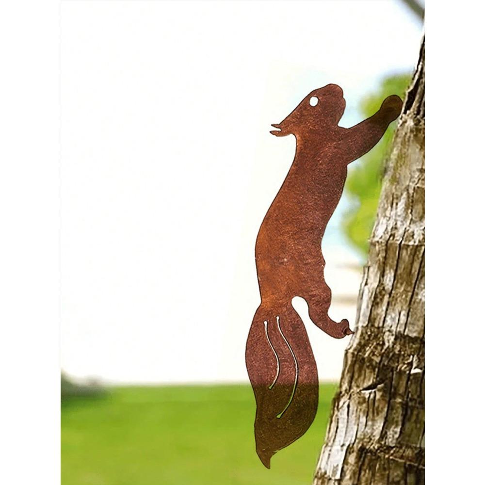 Rustic Metal Squirrel Garden Stake, Iron Animal Silhouette Art for Outdoor Patio Fence Yard Decor, Vintage Wildlife Lawn Ornament