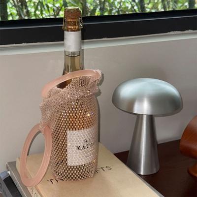 24TE Strong Heat Resistant Wine Bag Featuring Comfortable Grip and Refined Look
