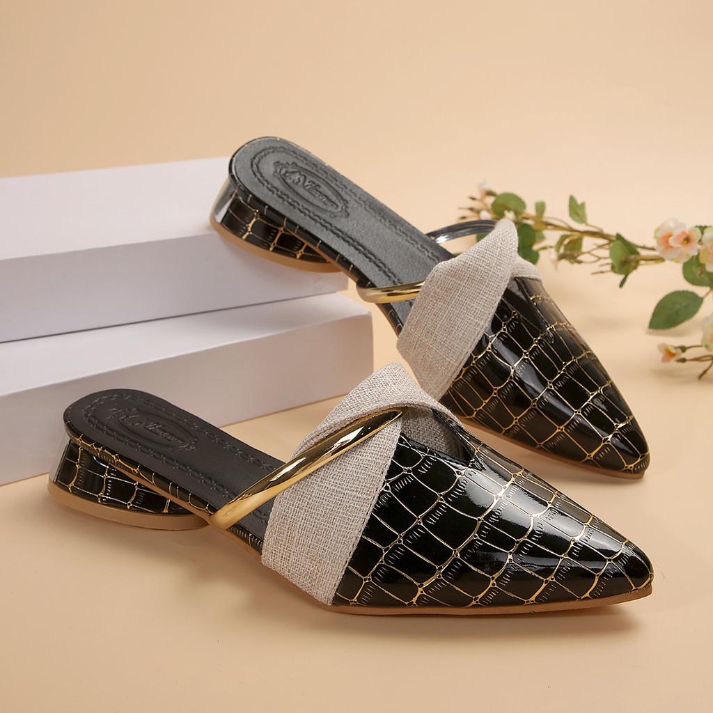 Slippers outer wear summer new casual half-drag bag head V-mouth thick heel pointed Mueller shoes large size