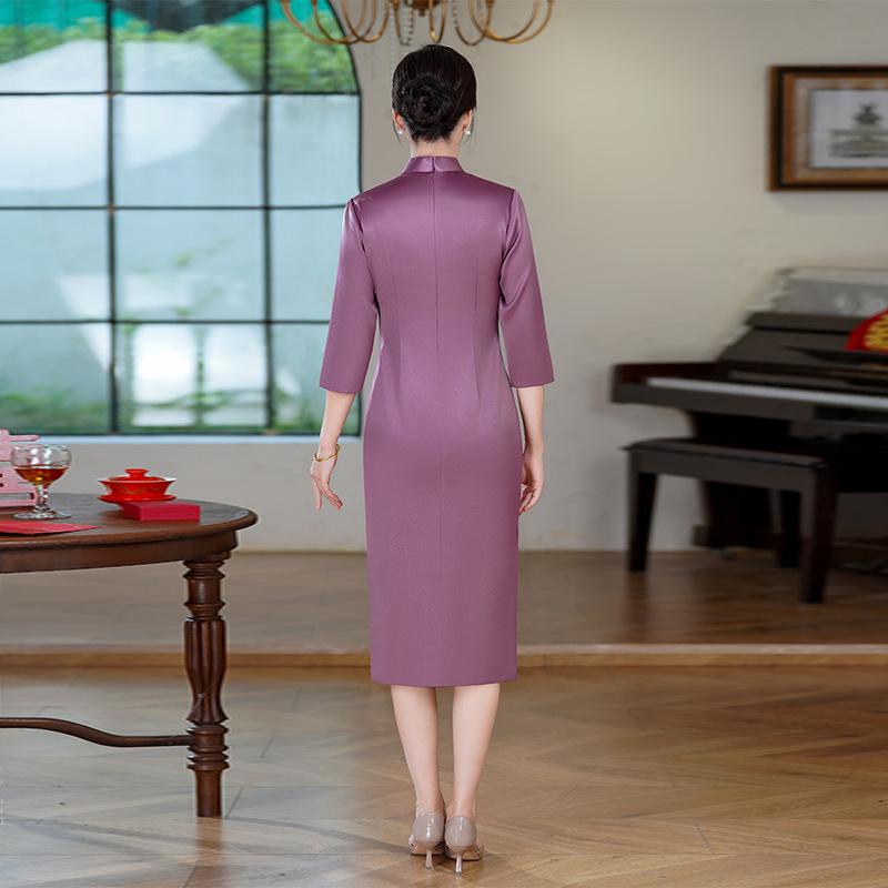 Purple Embroidered Cheongsam: Elegant Autumn Evening Dress for Mother-in-law, 2025 Edition