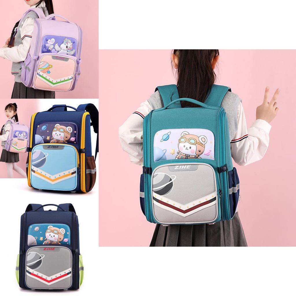 Lightweight And Stylish Nylon Children's Backpack For Grades One To Three With Colorful Animal Design
