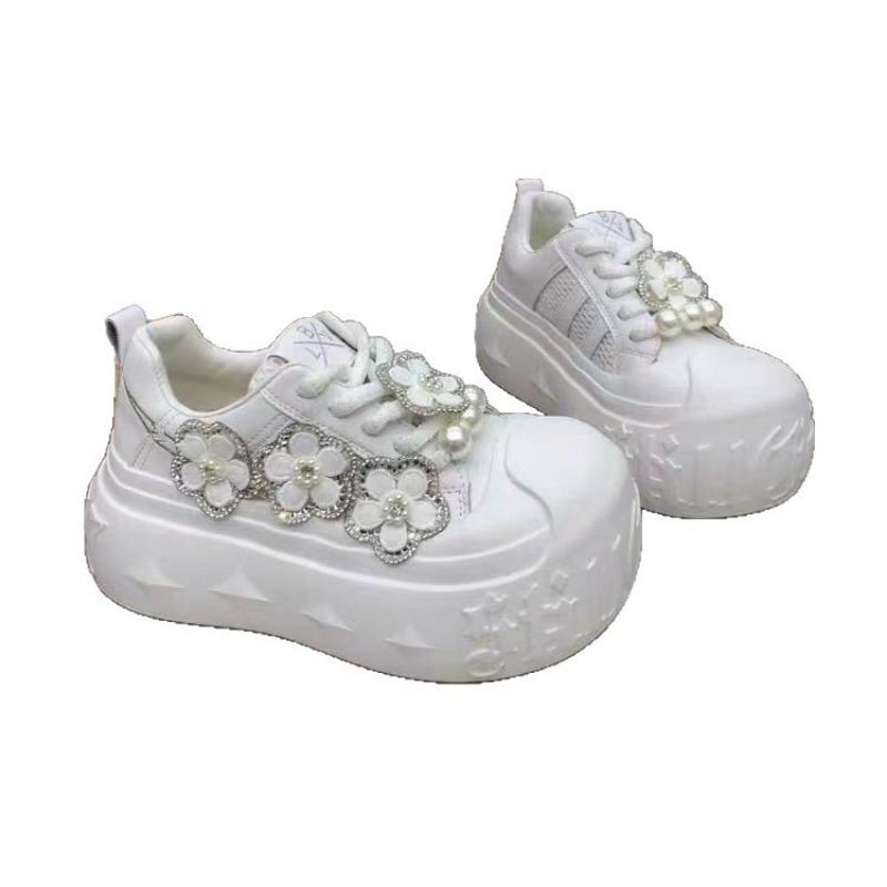 Autumn Heavy Industry Rhinestone Flower Thick-soled Big Head Bread Shoes Women's Fashion Heightening Muffin Bottom Casual Sports Shoes