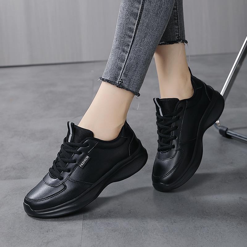 All black breathable and not tired feet soft-soled shoes New spring and autumn sports shoes