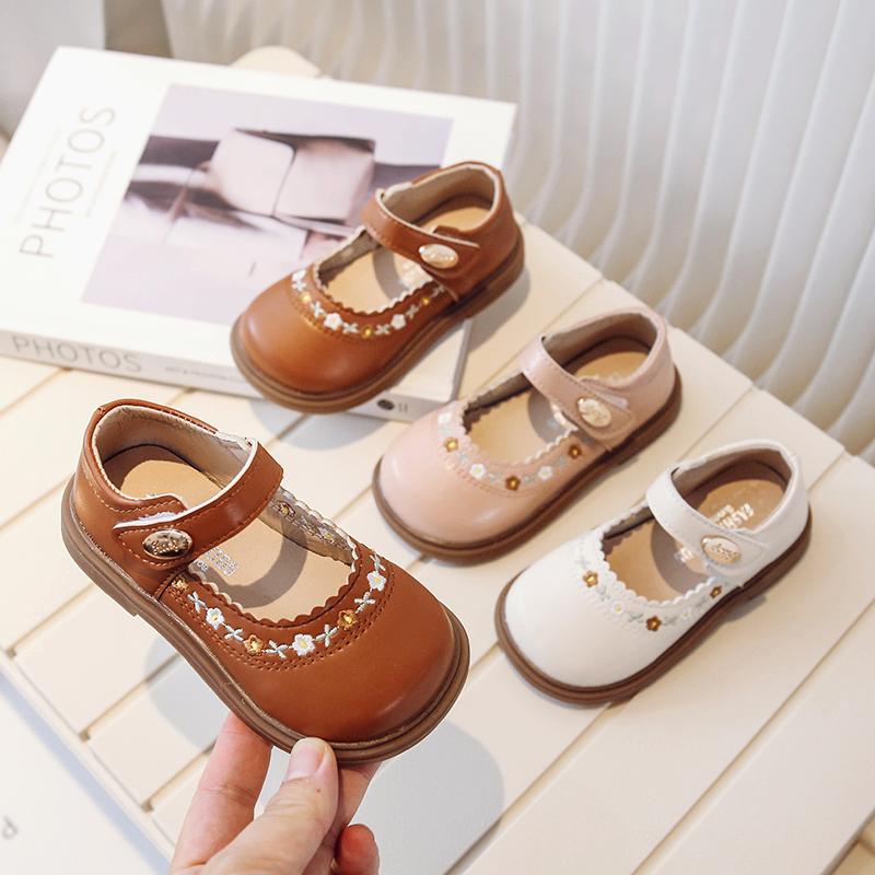 2024 Mädchen Lederschuhe Französischer Stil Runde Zehenpartie Blumenstickerei Niedliche Kinderschuhe Rutschfest Frühling Herbst Neue Kinderschuhe PU