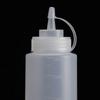 Salad Sauce Squeezed Bottle High Quality PE Plastic Plastic Pointed Seasoning Squeezed Desktop Seasoning Bottle Kitchen Supplies