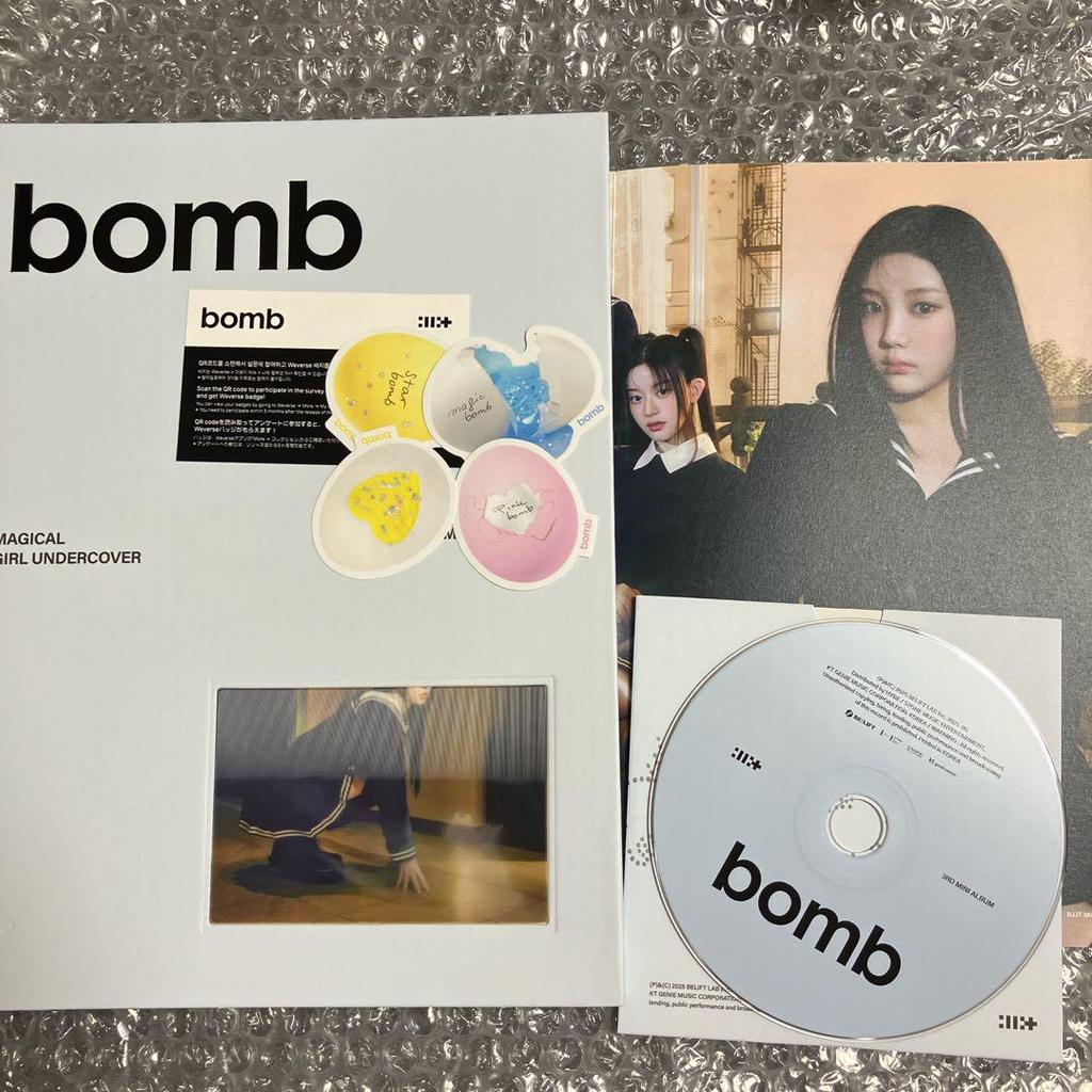 [USED] Opened ILLIT Bomb Album Standard Edition 3 Format Set