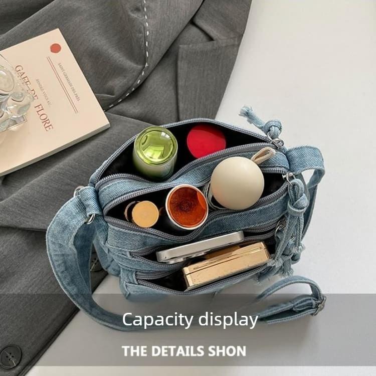 Borsa a tracolla da donna in denim con ricamo floreale